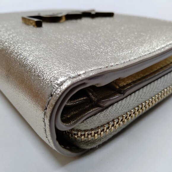 Authentic Saint Laurent Wallet Gold Leather mn302-021526 - Picture 4 of 9